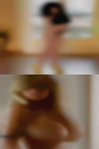 Valleysheran, naked girls with phone